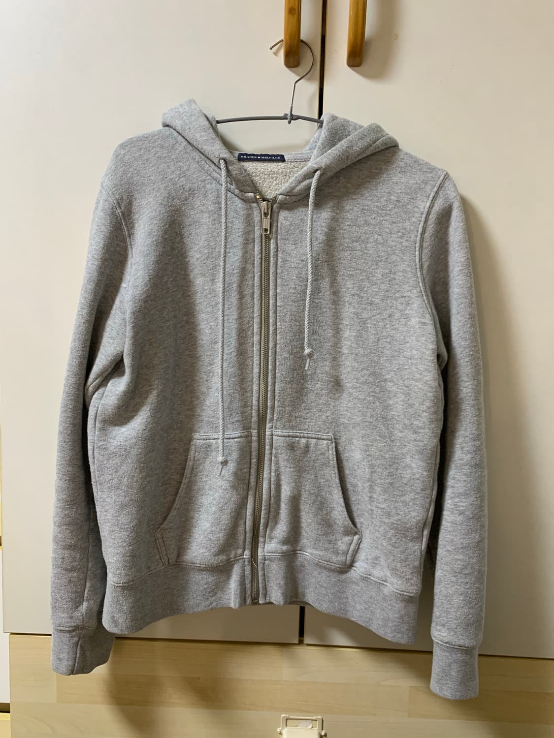 브랜디멜빌 그레이 후드집업 상품이미지1