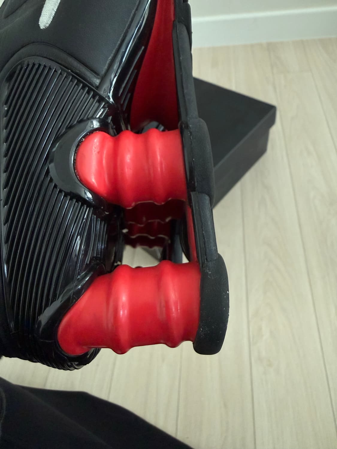 나이키 마틴로드 255(실착5회미만) 쿨거래 네고 상품이미지6