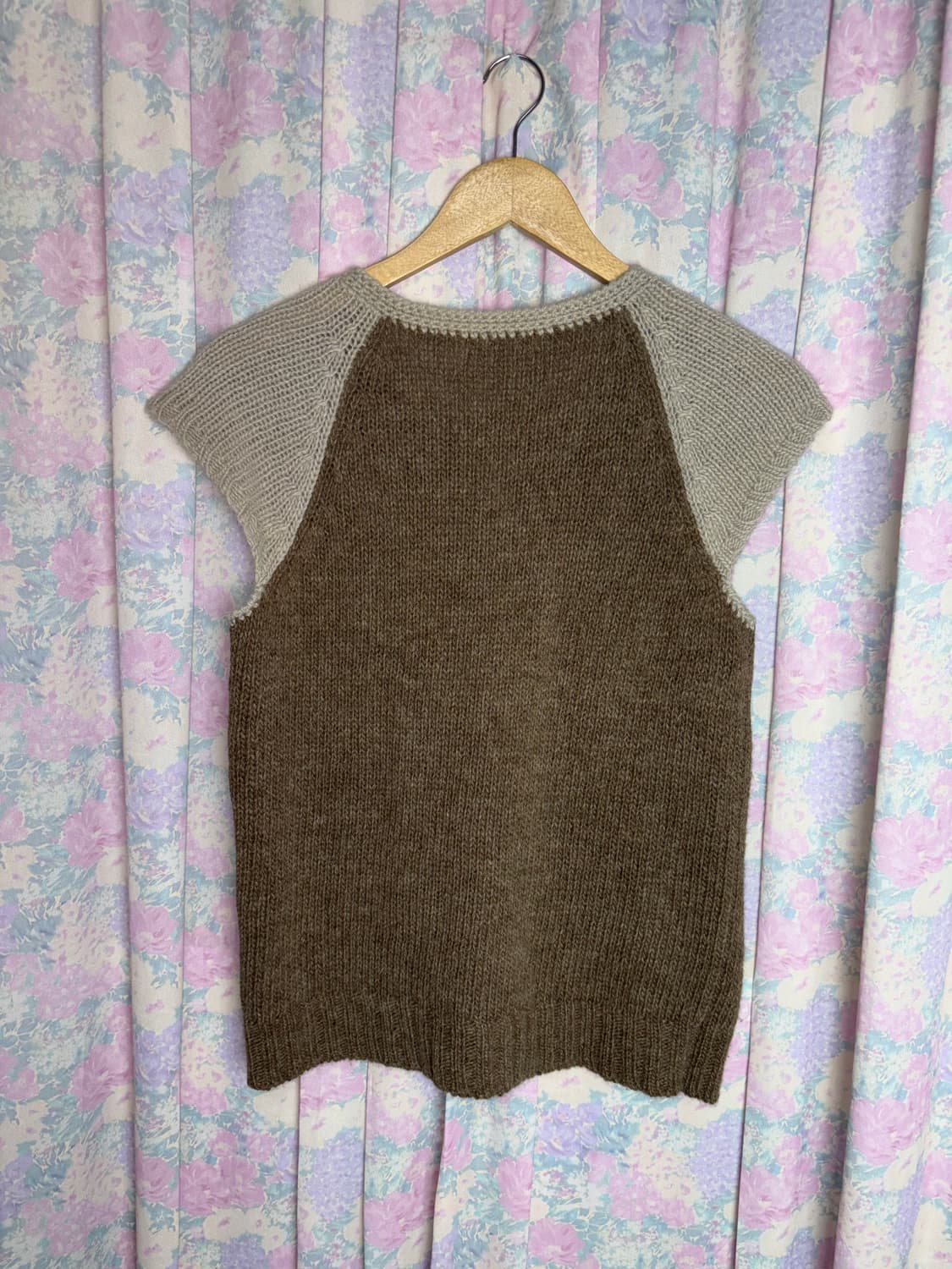 베이지 브라운 배색 반소매 니트 상품이미지9