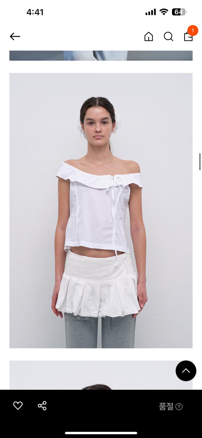 세릭 오프숄더 FRILL OFF SHOULDER BLOUSE 상품이미지3