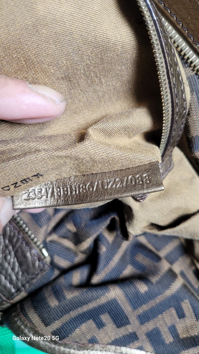 펜디 숄더백 상품이미지10