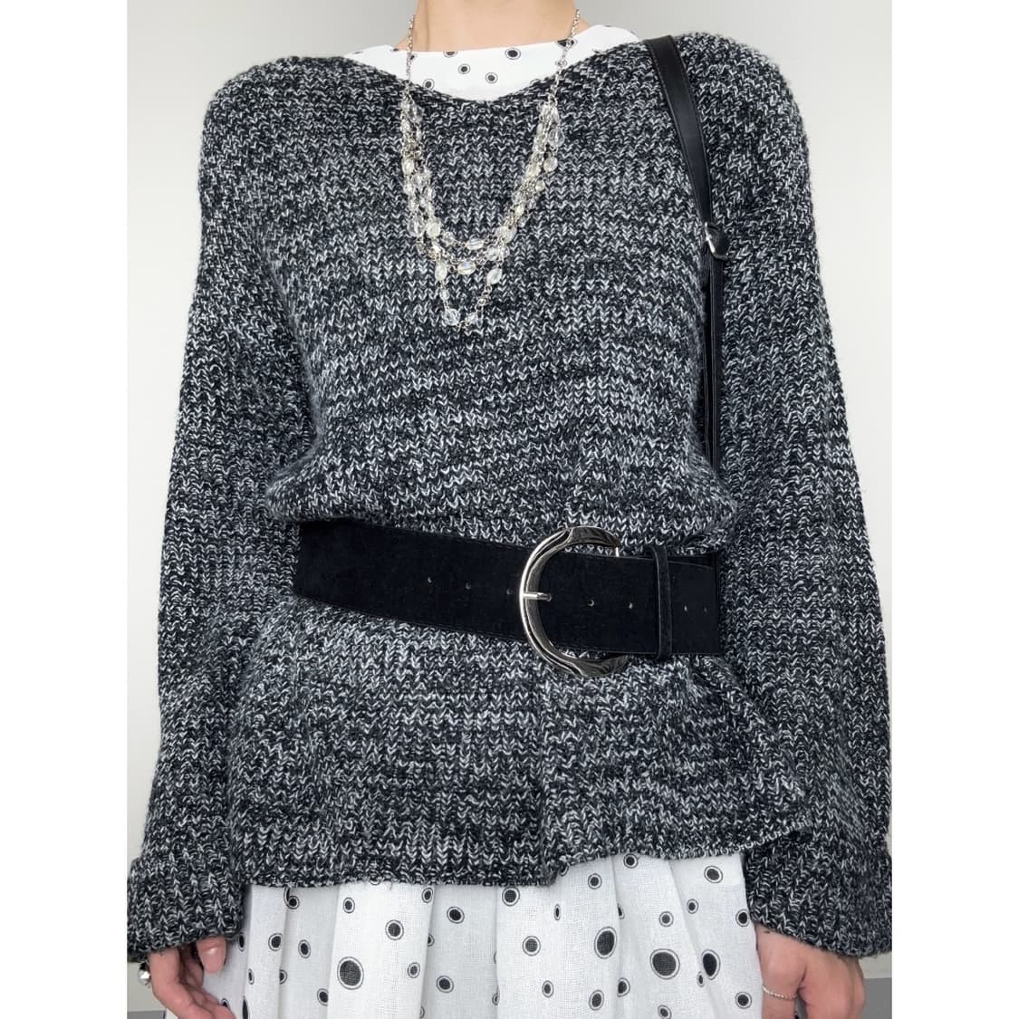 빈티지 차콜 울 니트 스웨터 상품이미지5