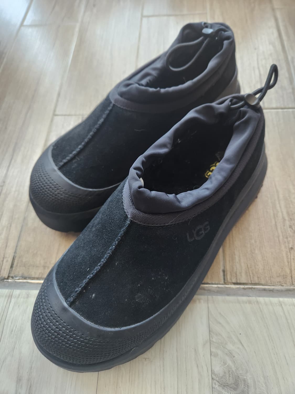 어그 타스만 웨더 하이브리드 블랙 (260) 상품이미지1