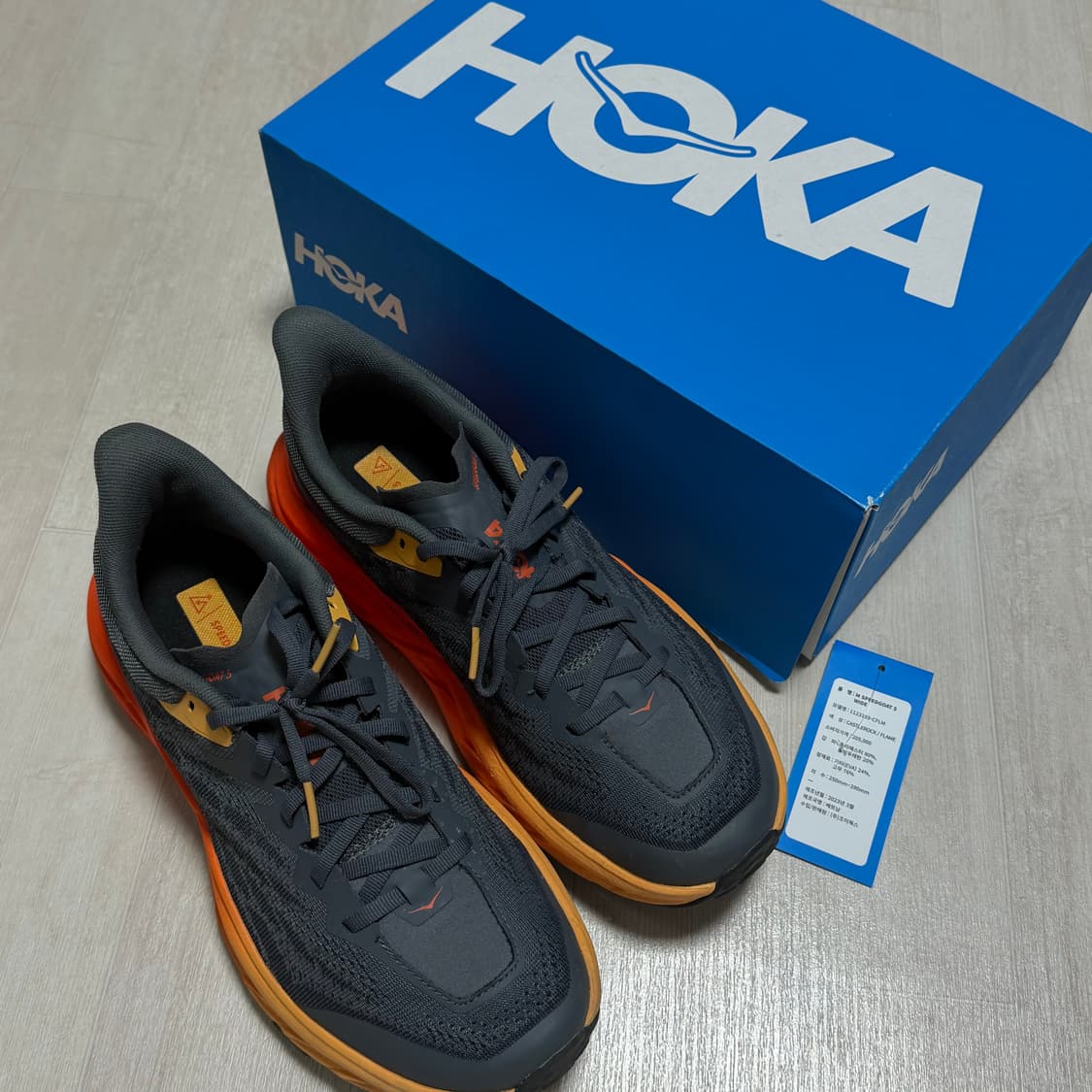 (275) 호카 Hoka 스피드고트5 와이드 캐슬락 플레임 상품이미지3