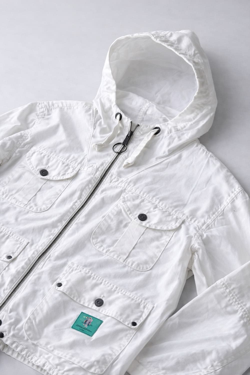 나이젤 카본 아미 스모크 화이트 자켓 상품이미지2