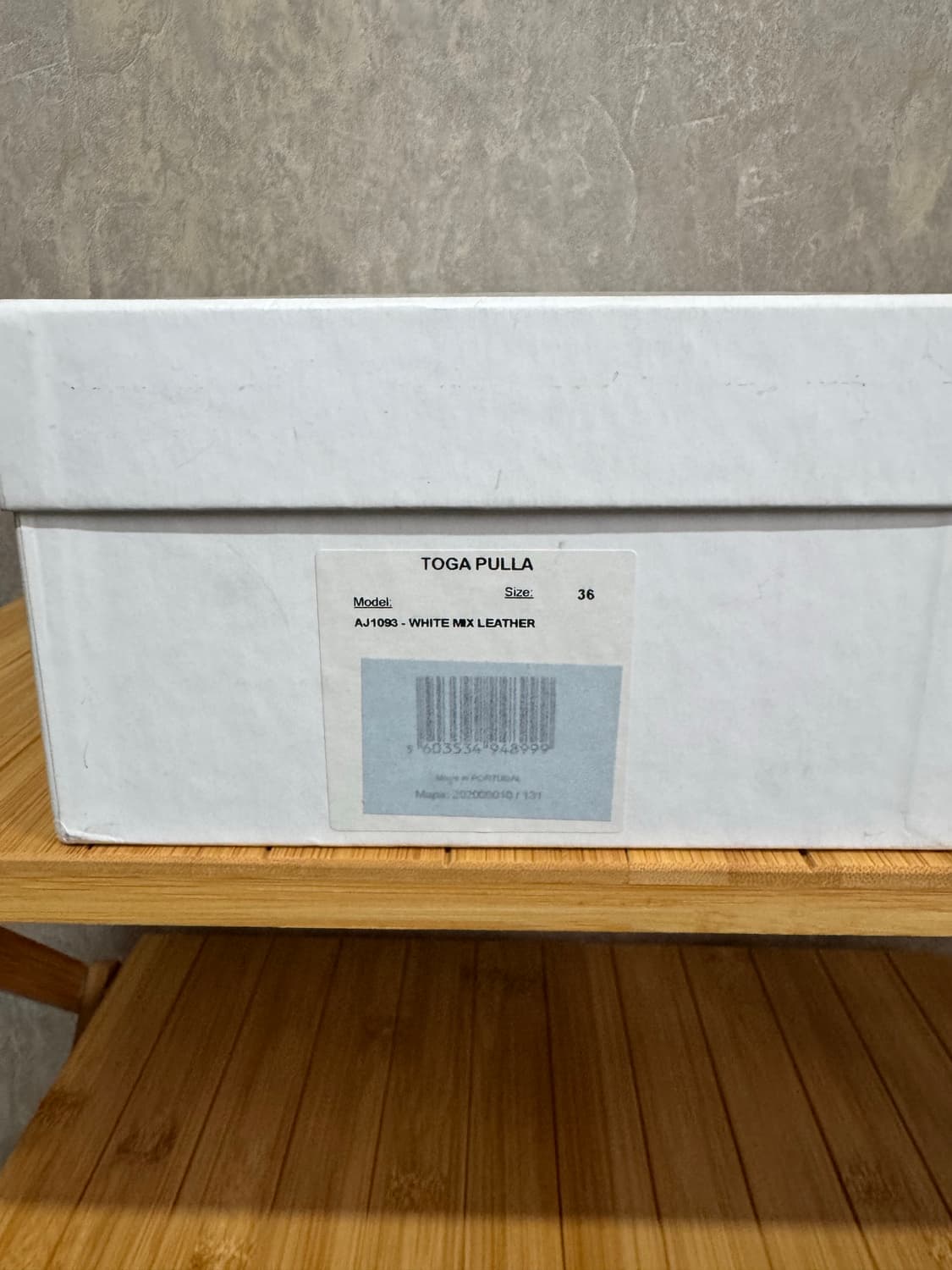 36 / TOGA PULLA 레더 슬라이드 상품이미지5