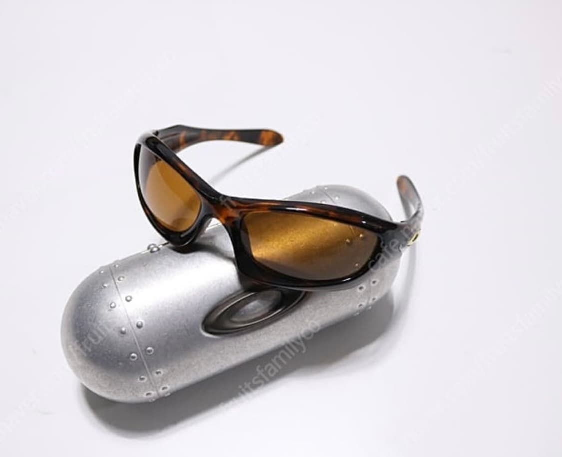 오클리 몬스터 독 새상품 수준 상품이미지1