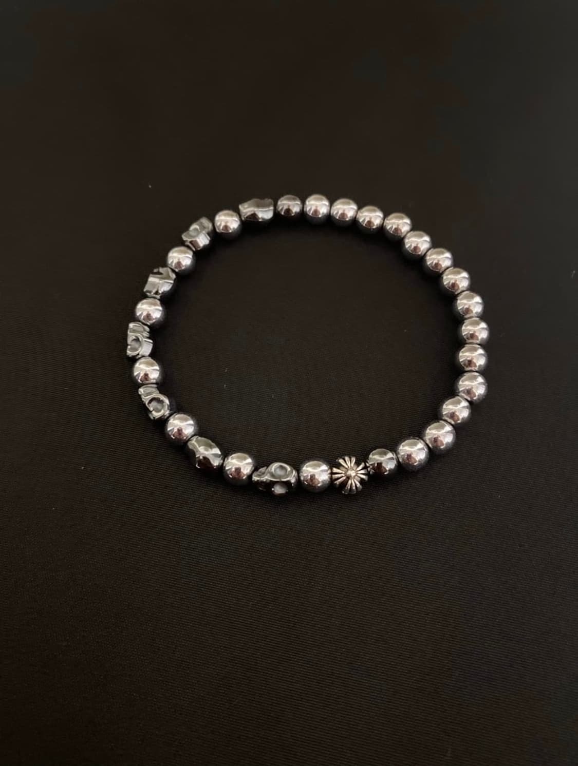 스컬 헤마타이트 팔찌 6mm 상품이미지2