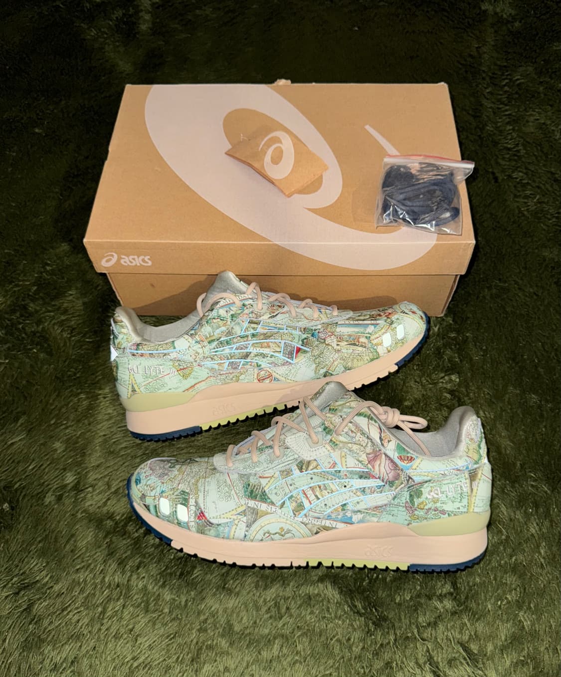 [275] 아식스 X 아트모스 젤라이트 3 아이스 그린 에이지드 맵 상품이미지1