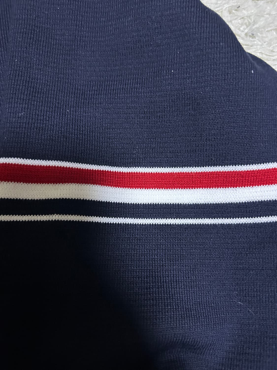 [4, 새상품급] 톰브라운 밀라노스티치 암밴드 가디건 상품이미지3