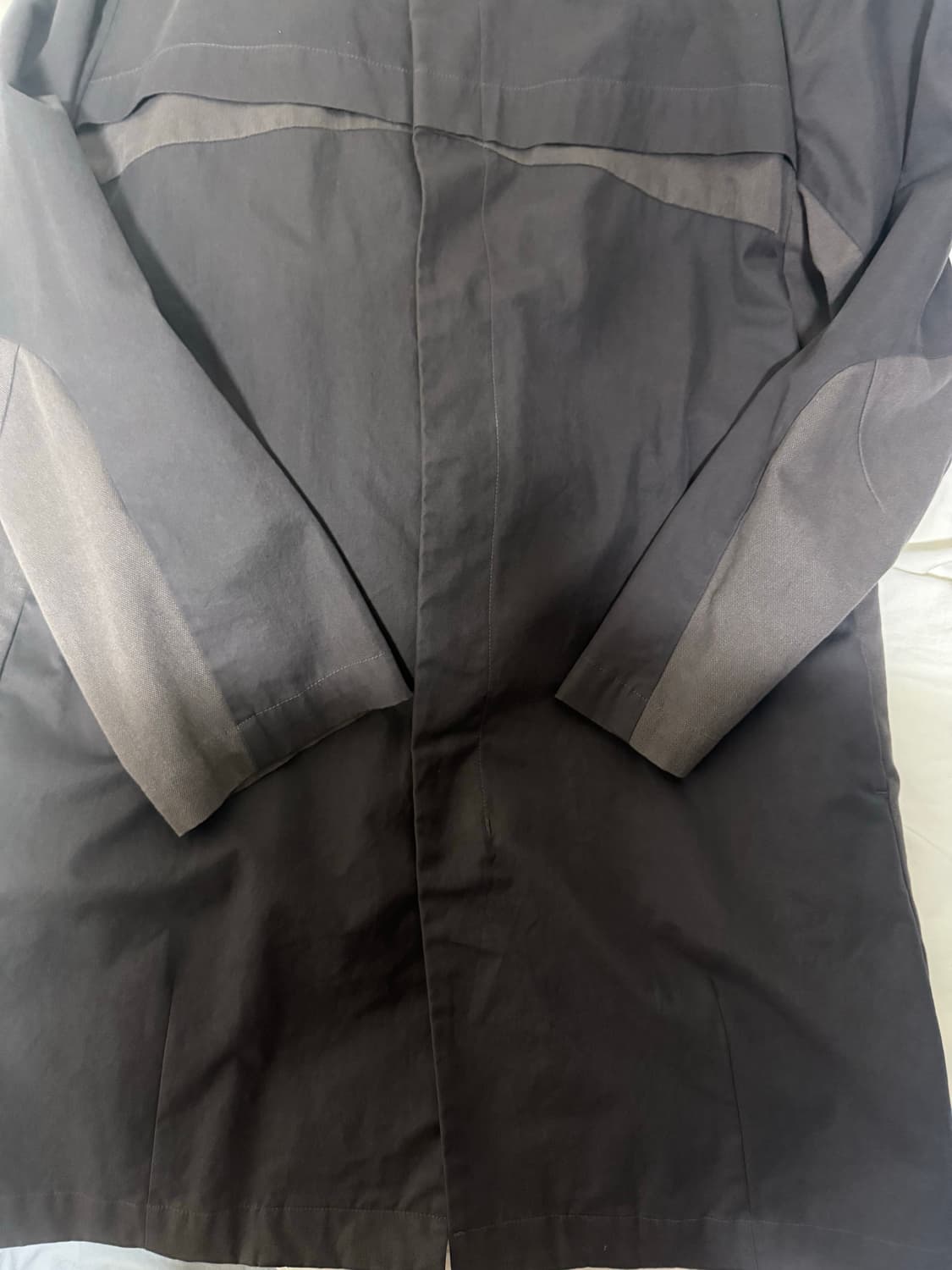 999휴머니티 코트 상품이미지4