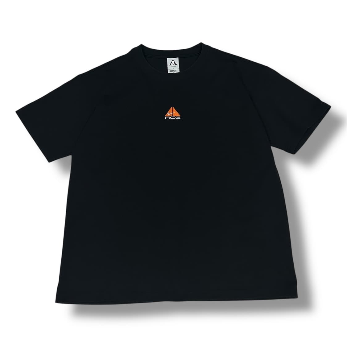 Nike ACG 센터 로고 반팔 상품이미지1