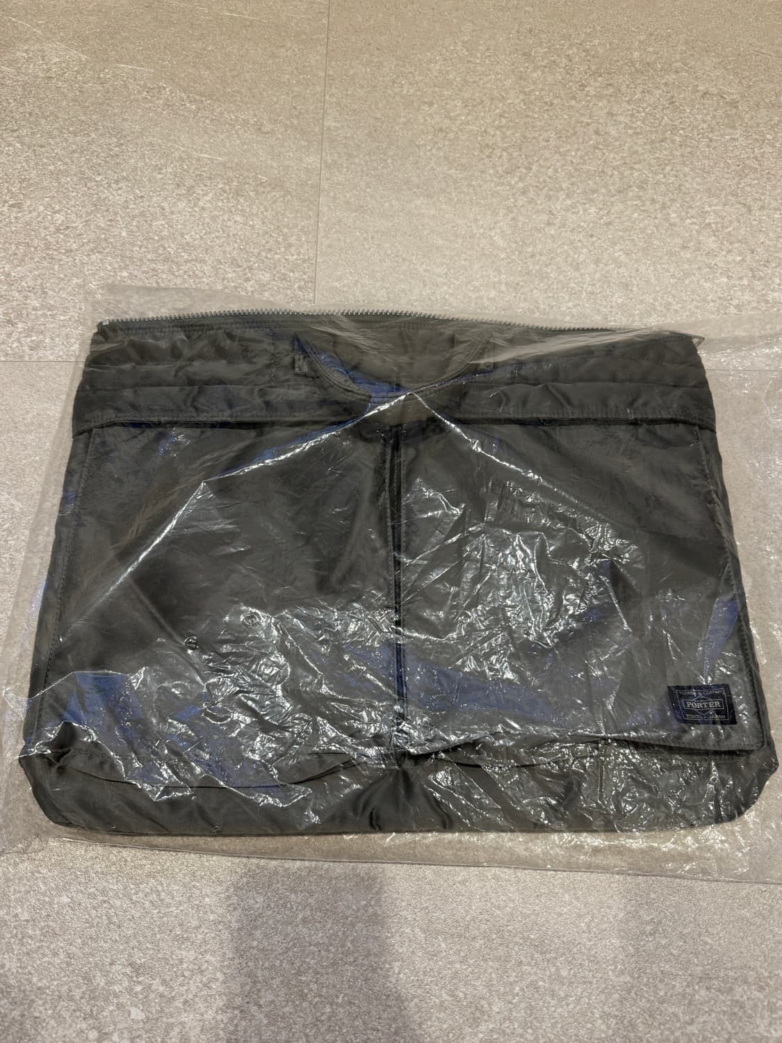 포터 탱커 숏 헬멧백 L 실버 ( 브리프케이스 L 실버 ) 상품이미지4