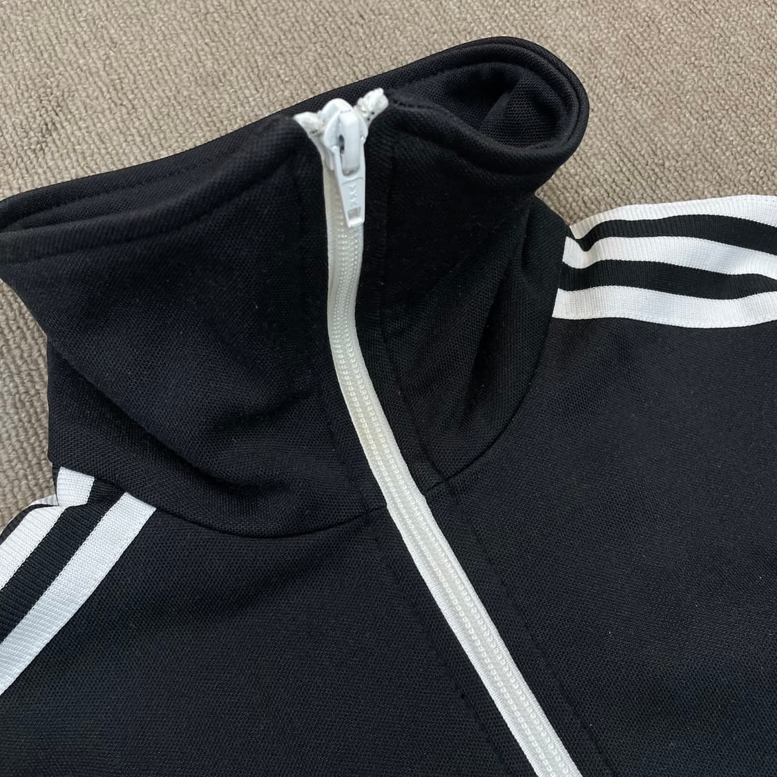 00s adidas 아디다스  유로파 슬림핏 져지 xs 상품이미지4