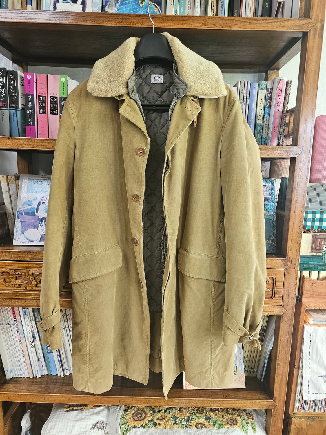 이제 절대로 못구하는 씨피 CP컴퍼니 코듀로이 퀼팅 코트 50(100사이 상품이미지2