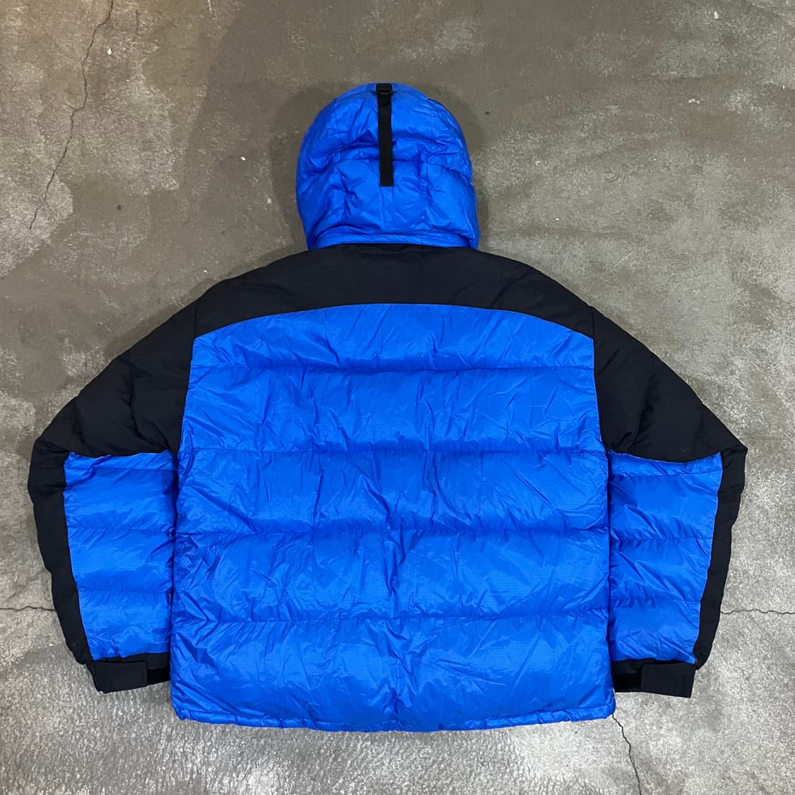 N176 마운틴하드웨어 패딩 상품이미지2