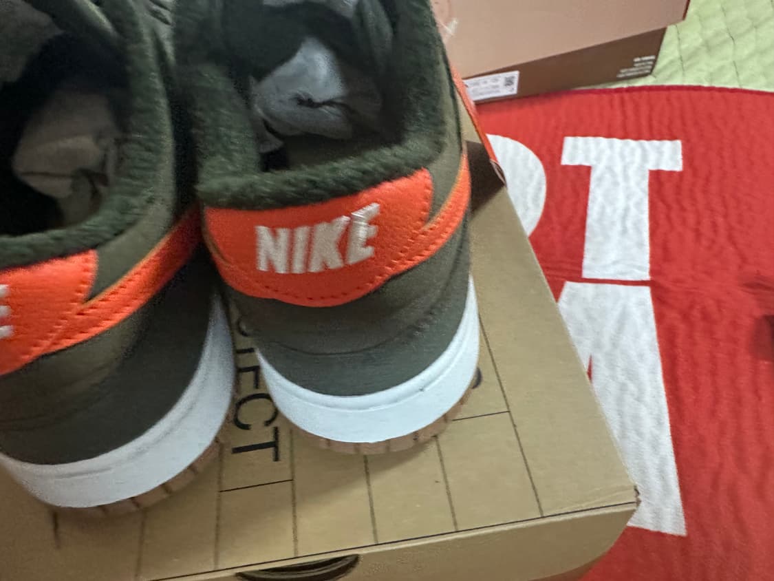 덩크 로우 올리브 300사이즈 상품이미지3