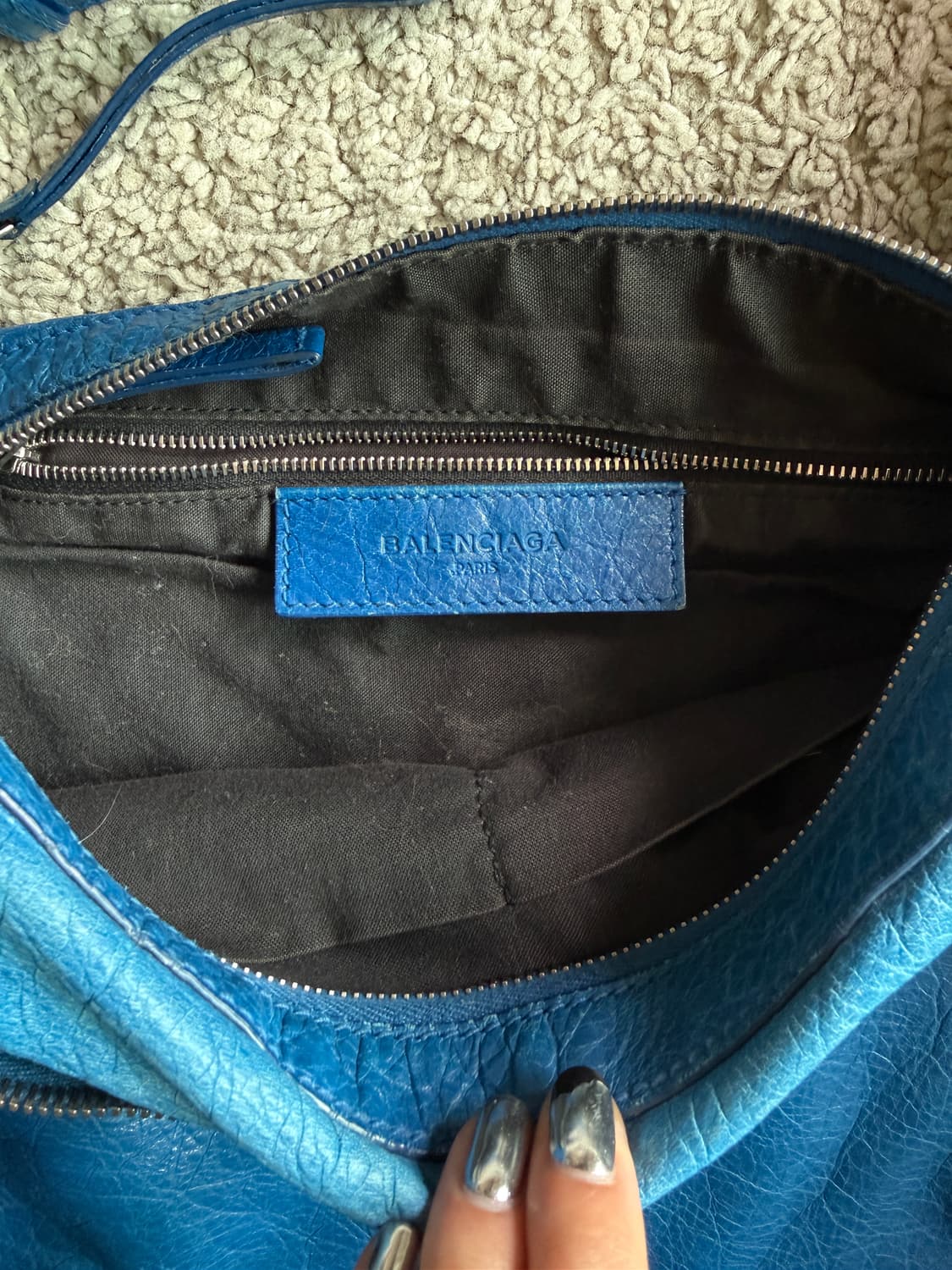 발렌시아가 데이 모터백 상품이미지4