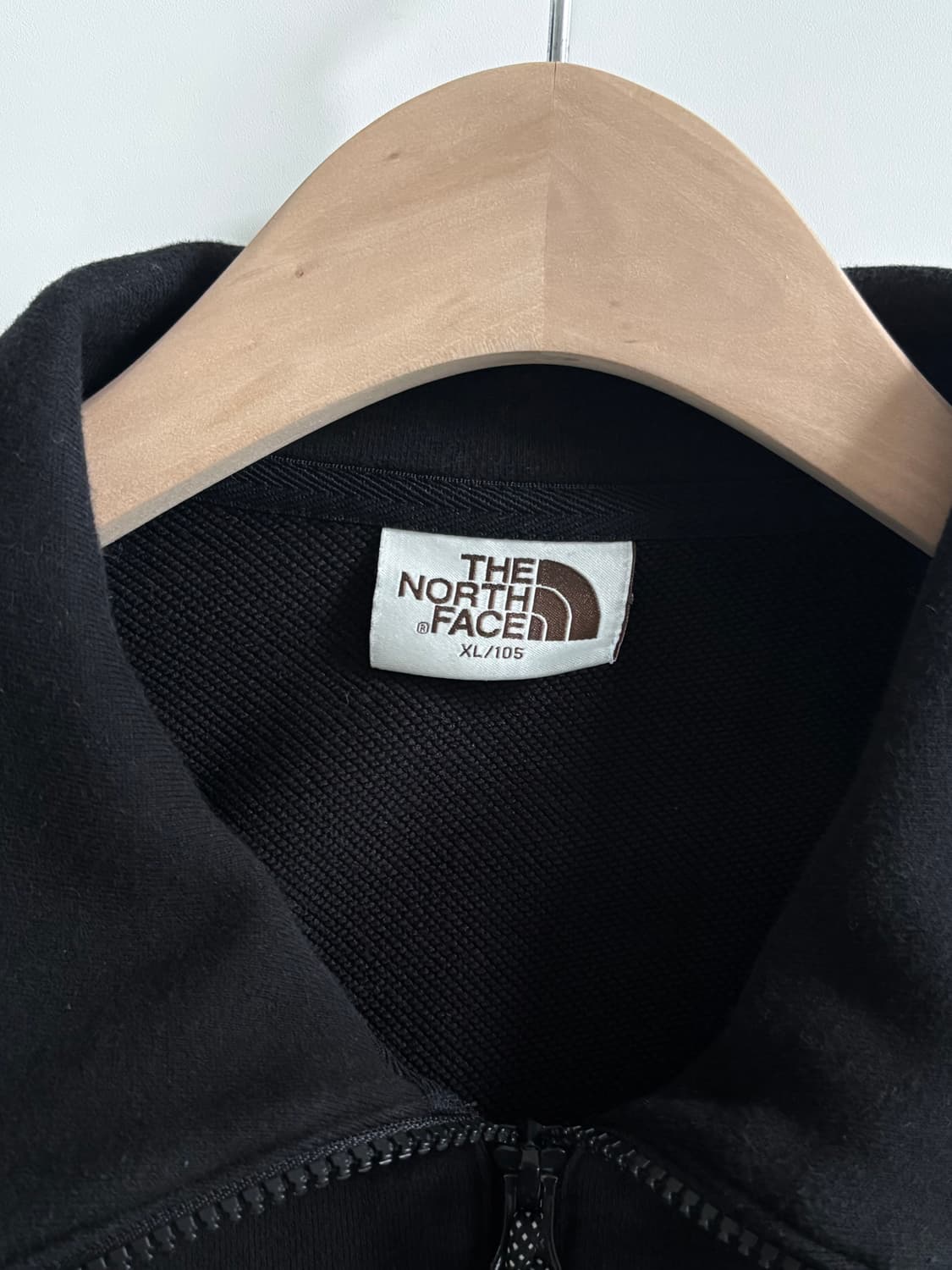 The North Face 노스페이스 부클로고 블랙컬러 코튼 반집업 맨투 상품이미지5