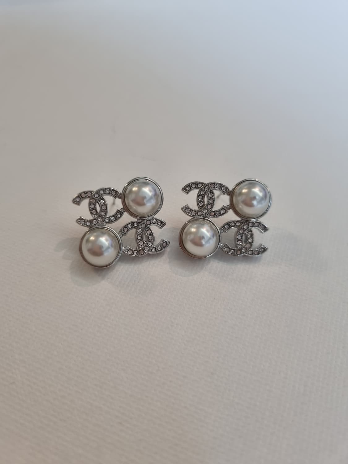샤넬 업사이클링 더블진주 귀걸이 상품이미지3