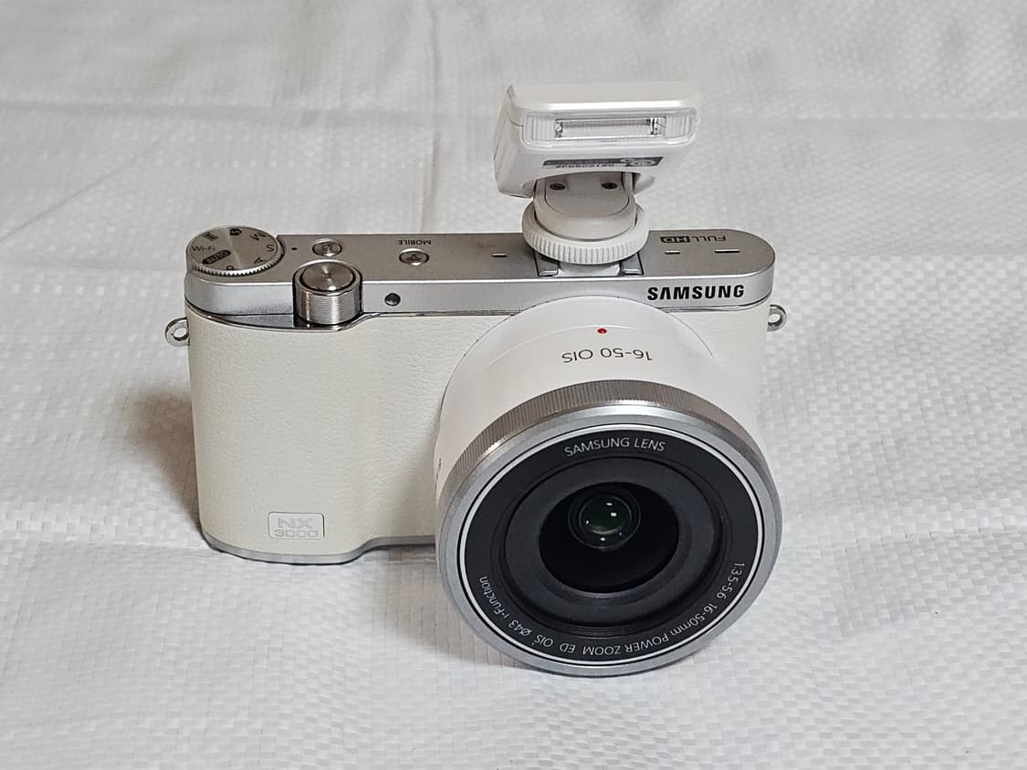 삼성 NX3000 미러리스 카메라 화이트 상품이미지5