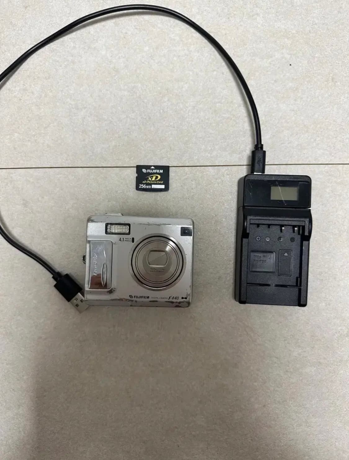 후지필름 파인픽스 f440(256기가 xd카드,배터리,충전기) 빈티지디카 상품이미지4