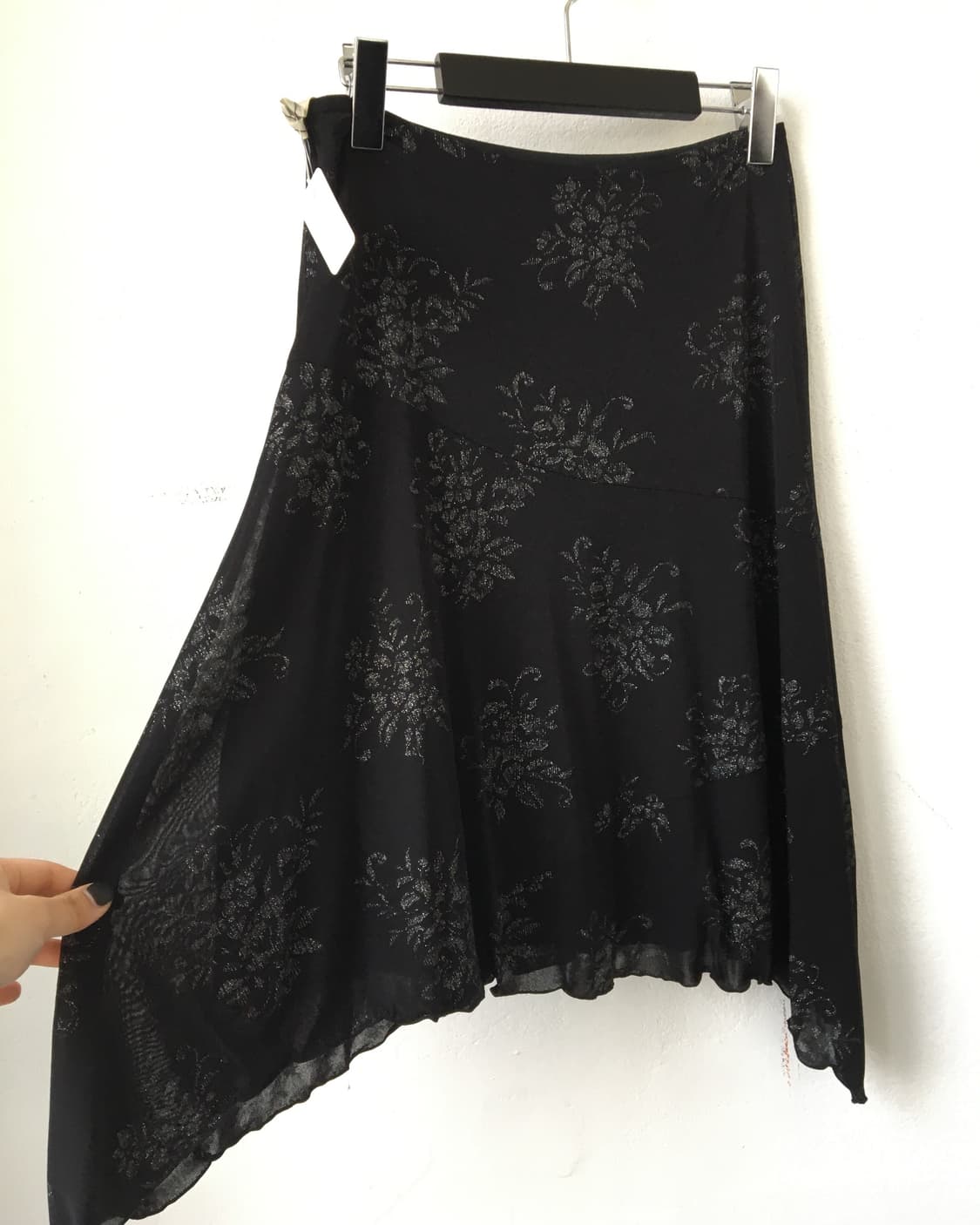 Glitter pattern point unbalanced skirt 상품이미지2
