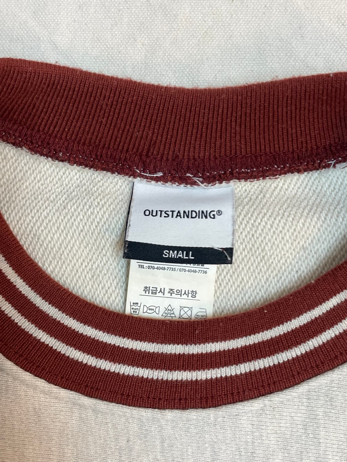 아웃스탠딩 맨투맨 상품이미지5