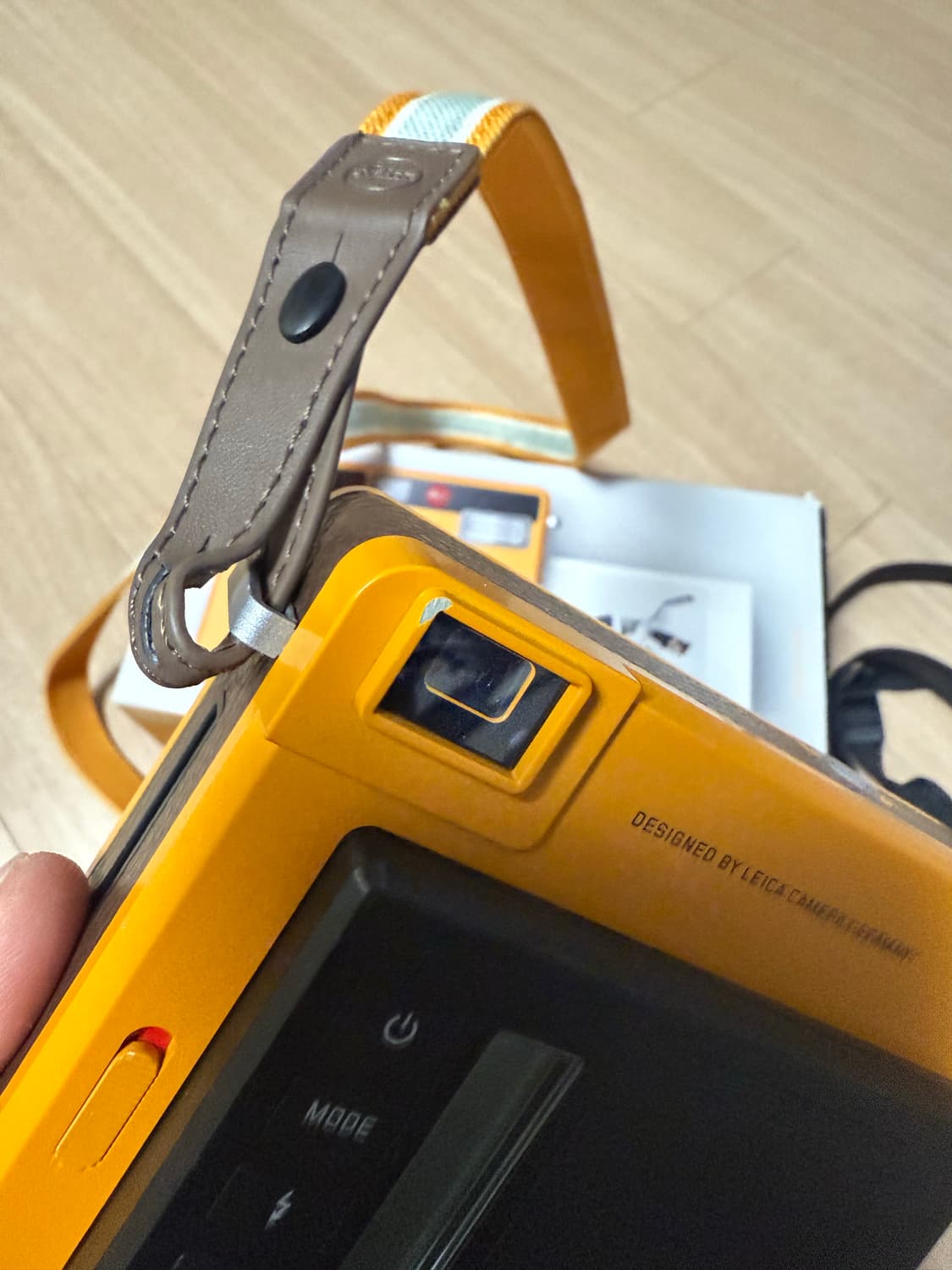 라이카 폴라로이드 오렌지 상품이미지2