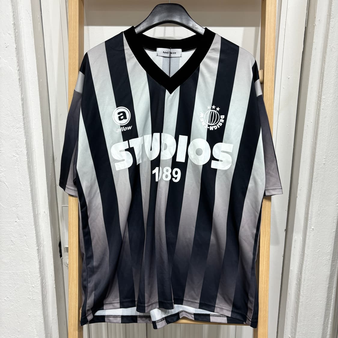 [새상품] 블록코어 반팔티 상품이미지1