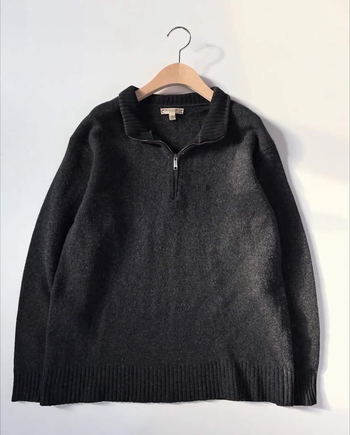 Burberry 버버리 램스울 차콜 하프집업 니트 상품이미지4