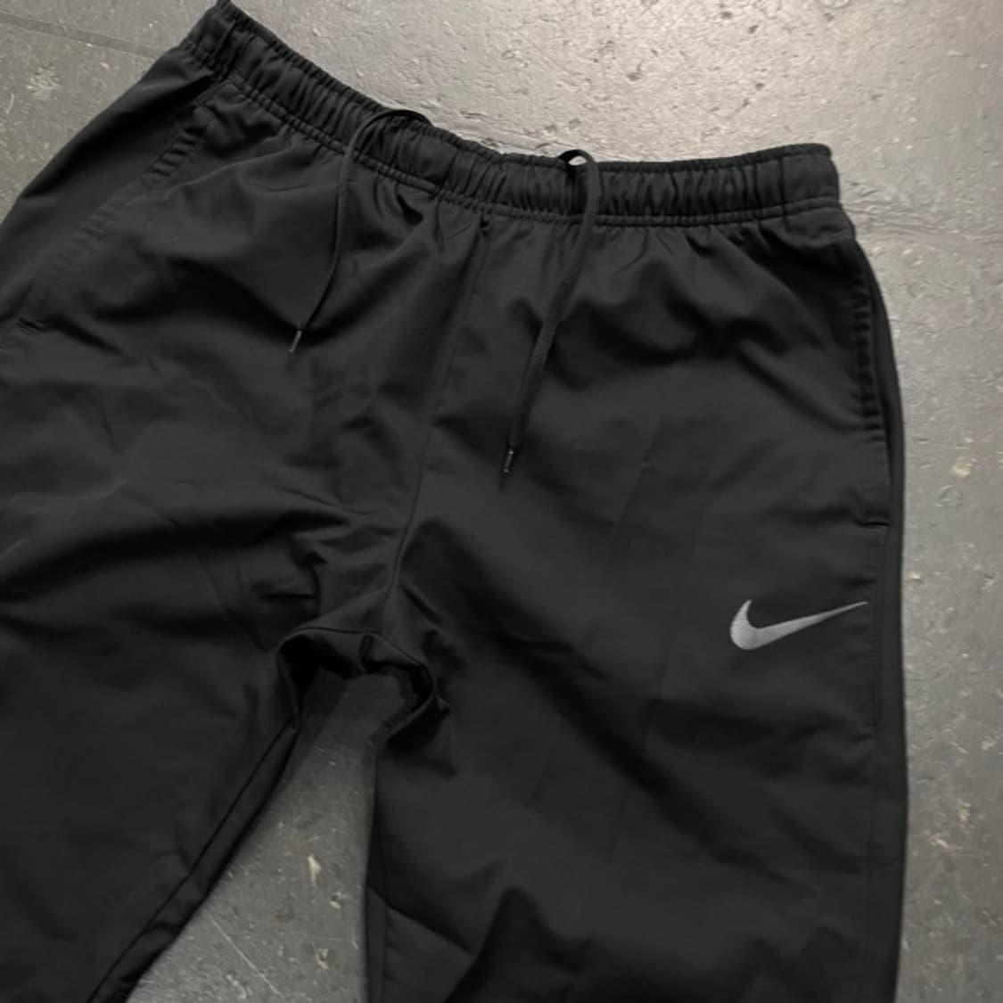 105 나이키 드라이핏 팬츠  상품이미지2