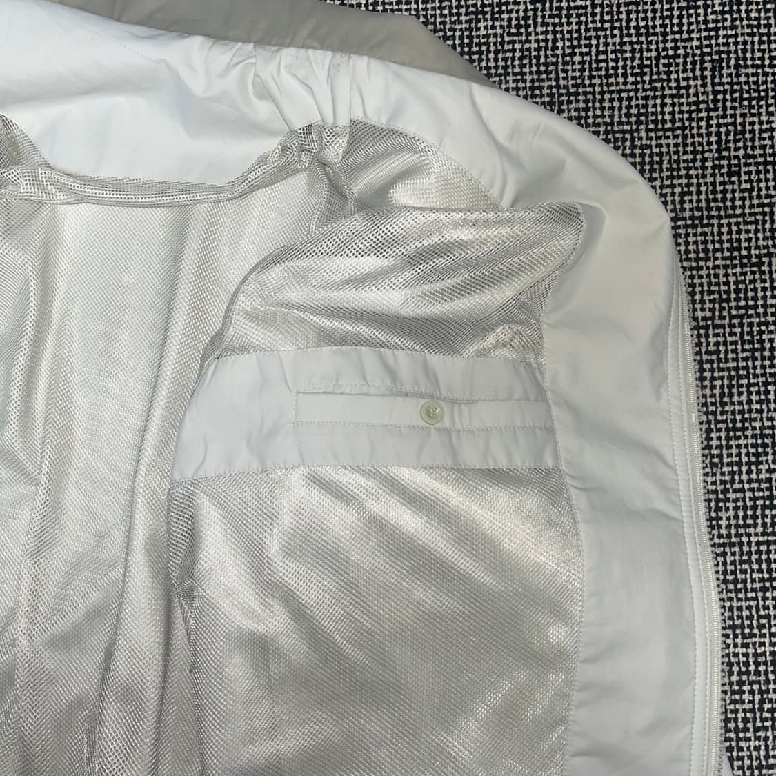 아식스 바람막이 상품이미지4