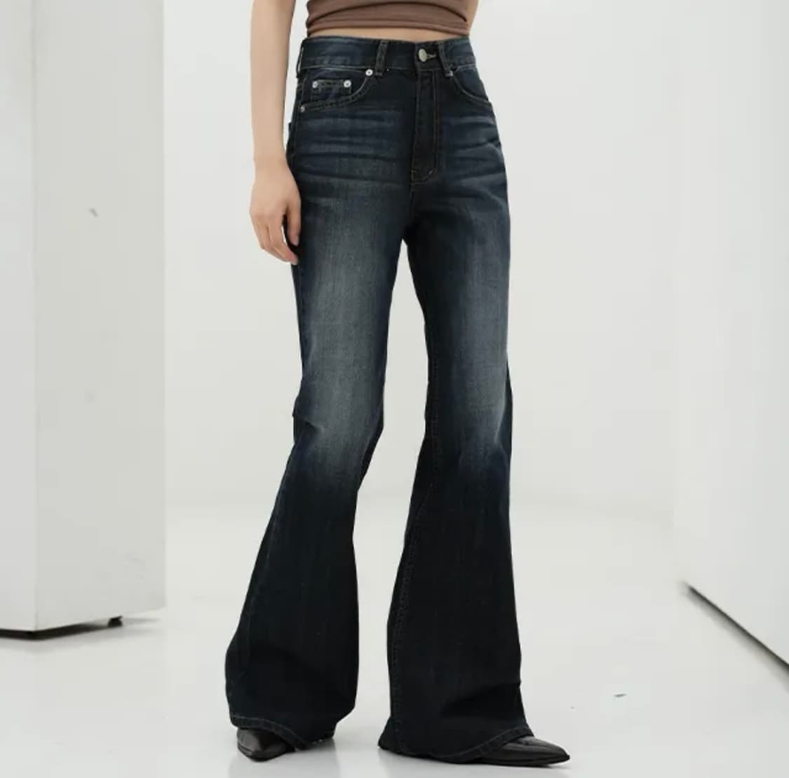 블랙업 워싱 부츠컷 데님 팬츠 S 상품이미지1