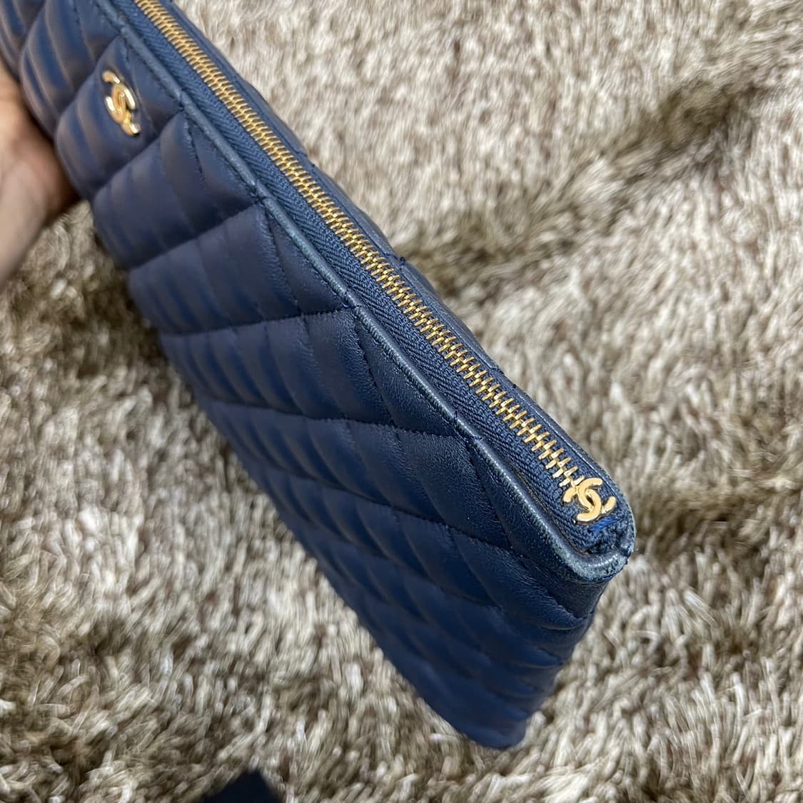 샤넬 chanel 램스킨 발렌타인 참장식 클러치백 라지 상품이미지6