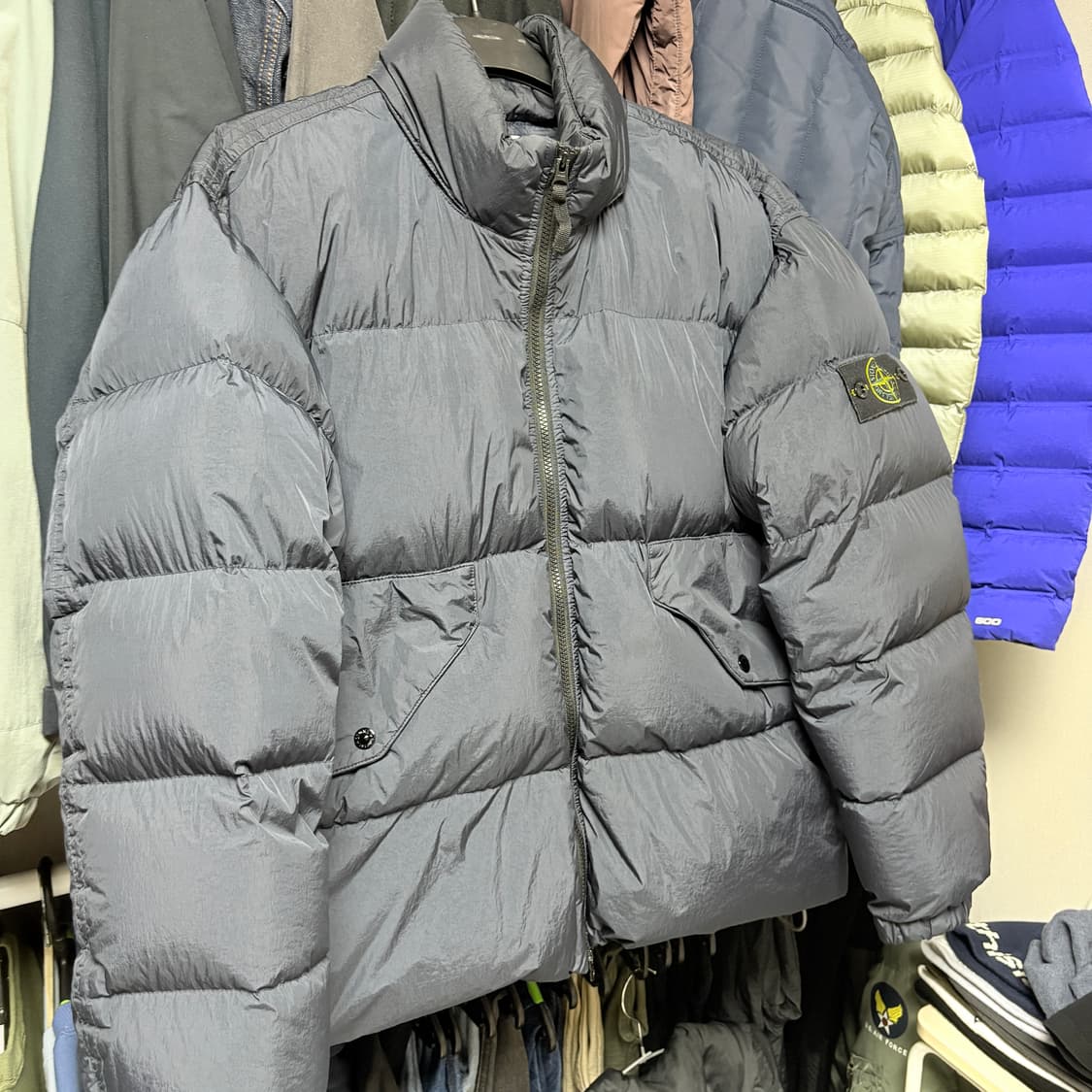 스톤아일랜드 크링클랩스 나일론 다운 패딩 네이비 L 상품이미지1