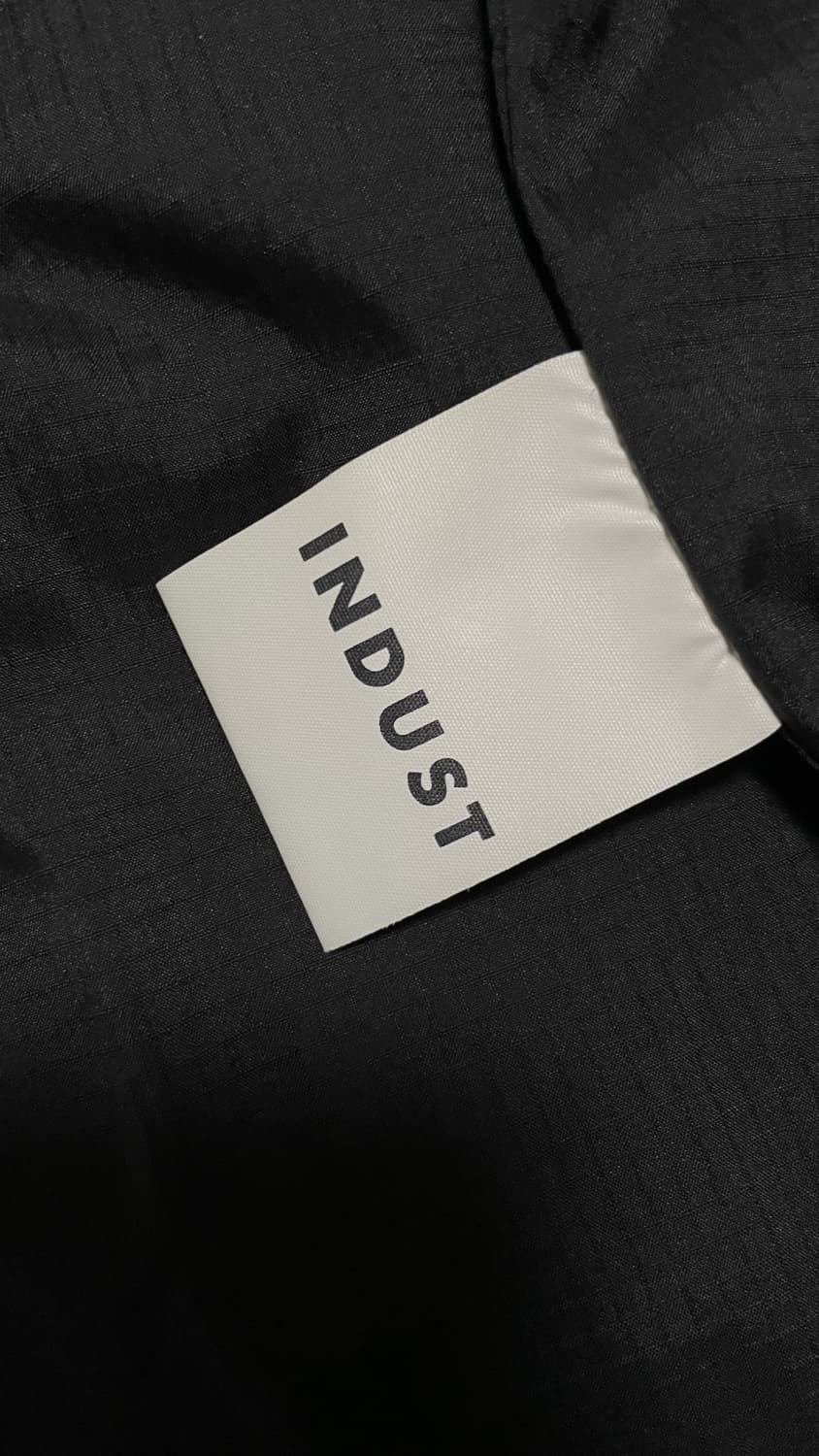 인더스트 덕다운 패딩베스트 블랙 2사이즈 민트급 상품이미지2