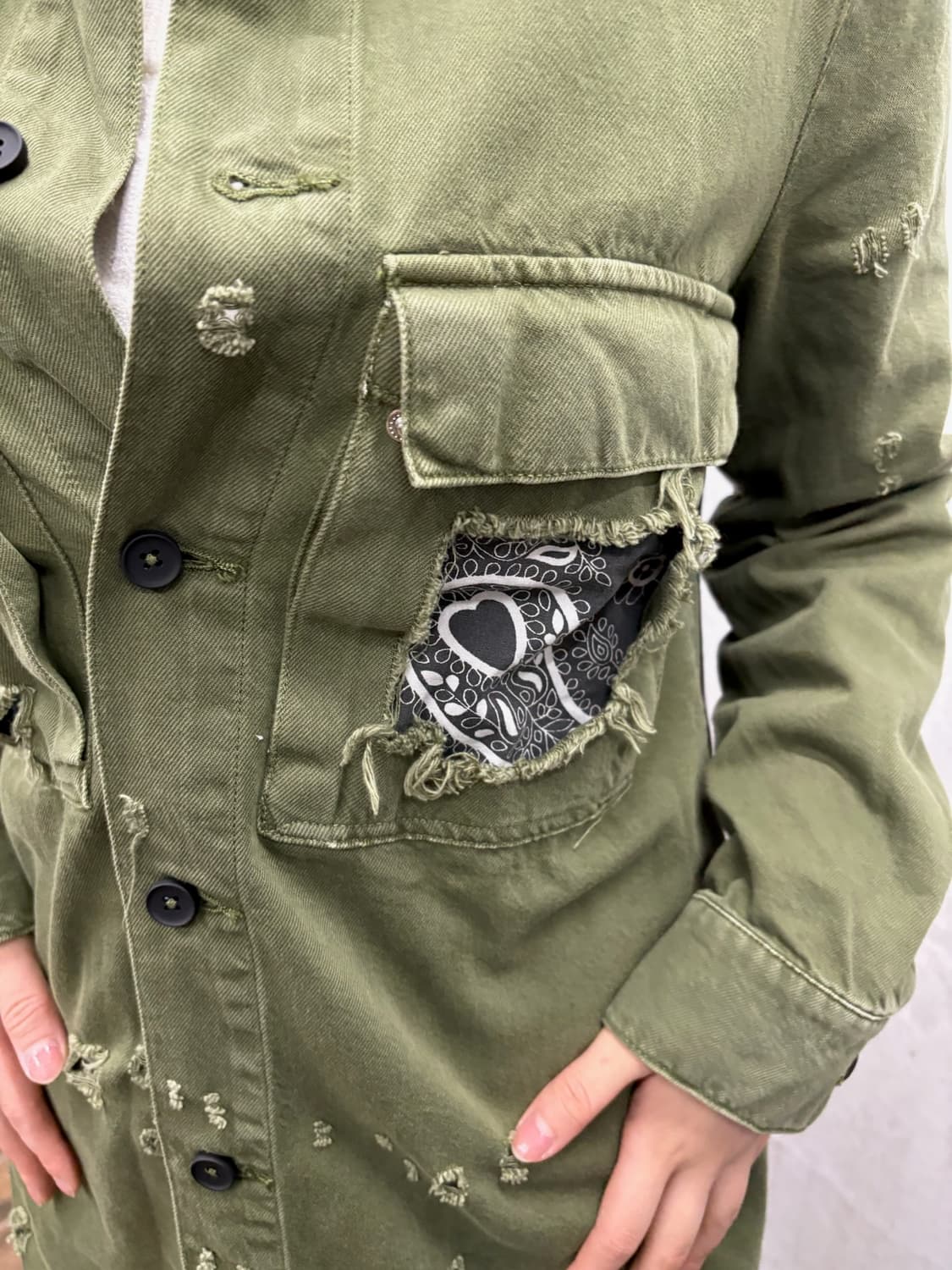 ZARA 자라 건즈앤로지스 빈티지 데미지 셔츠 자켓 상품이미지4