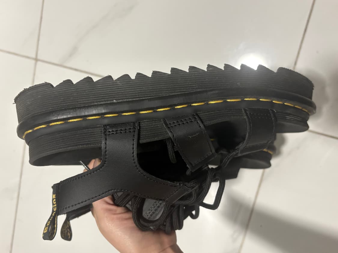 닥터마틴 나틸라 블랙 UK4 상품이미지4