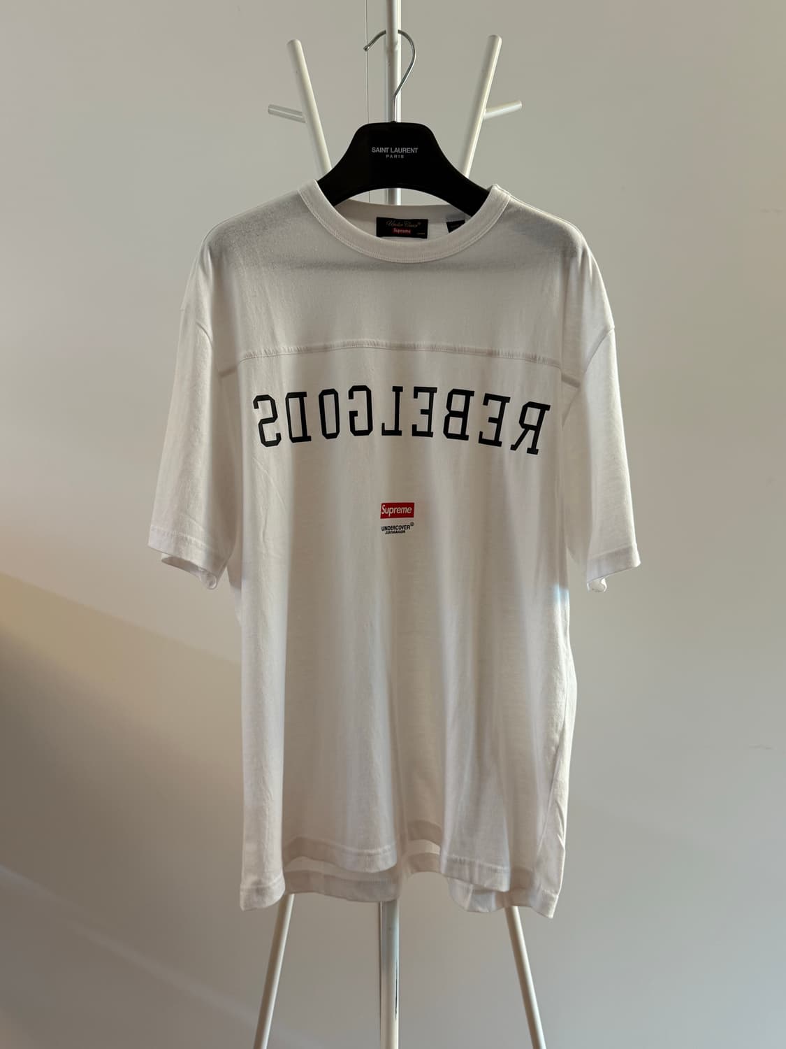 언더커버 슈프림 23SS 티셔츠 상품이미지1