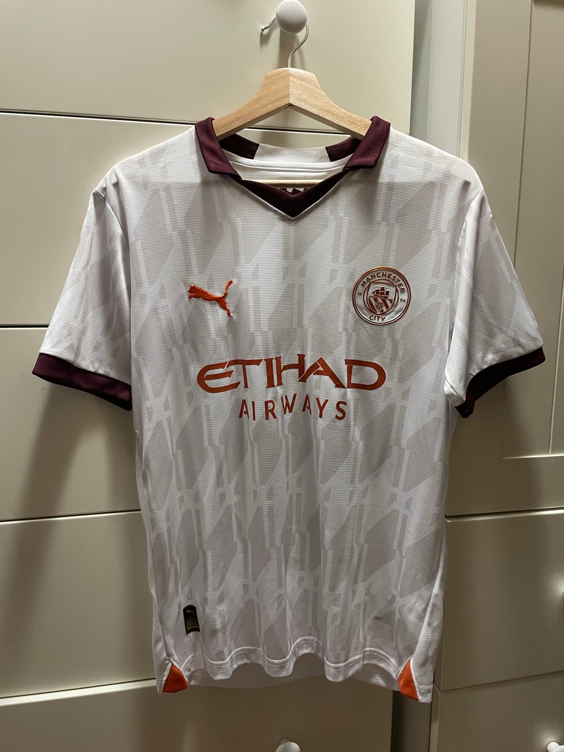 푸마 맨시티 23/24 어웨이 유니폼  상품이미지1