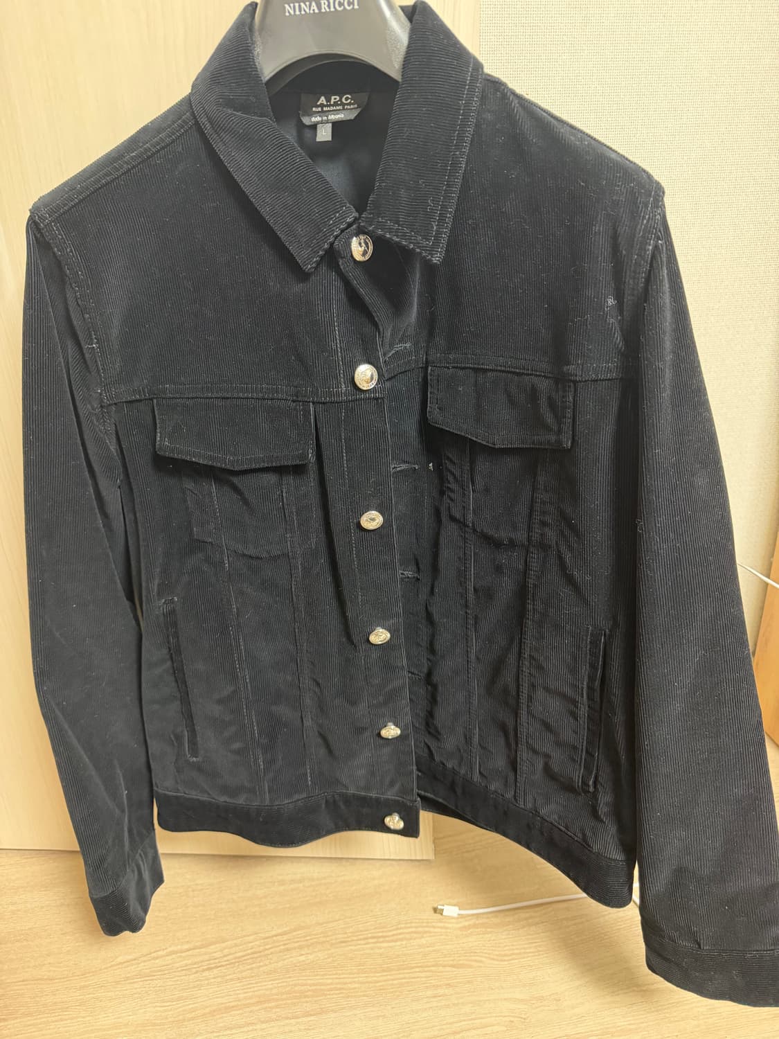 A.P.C 아페쎄 크롭 코듀로이 트러커 자켓 블랙 L 상품이미지1