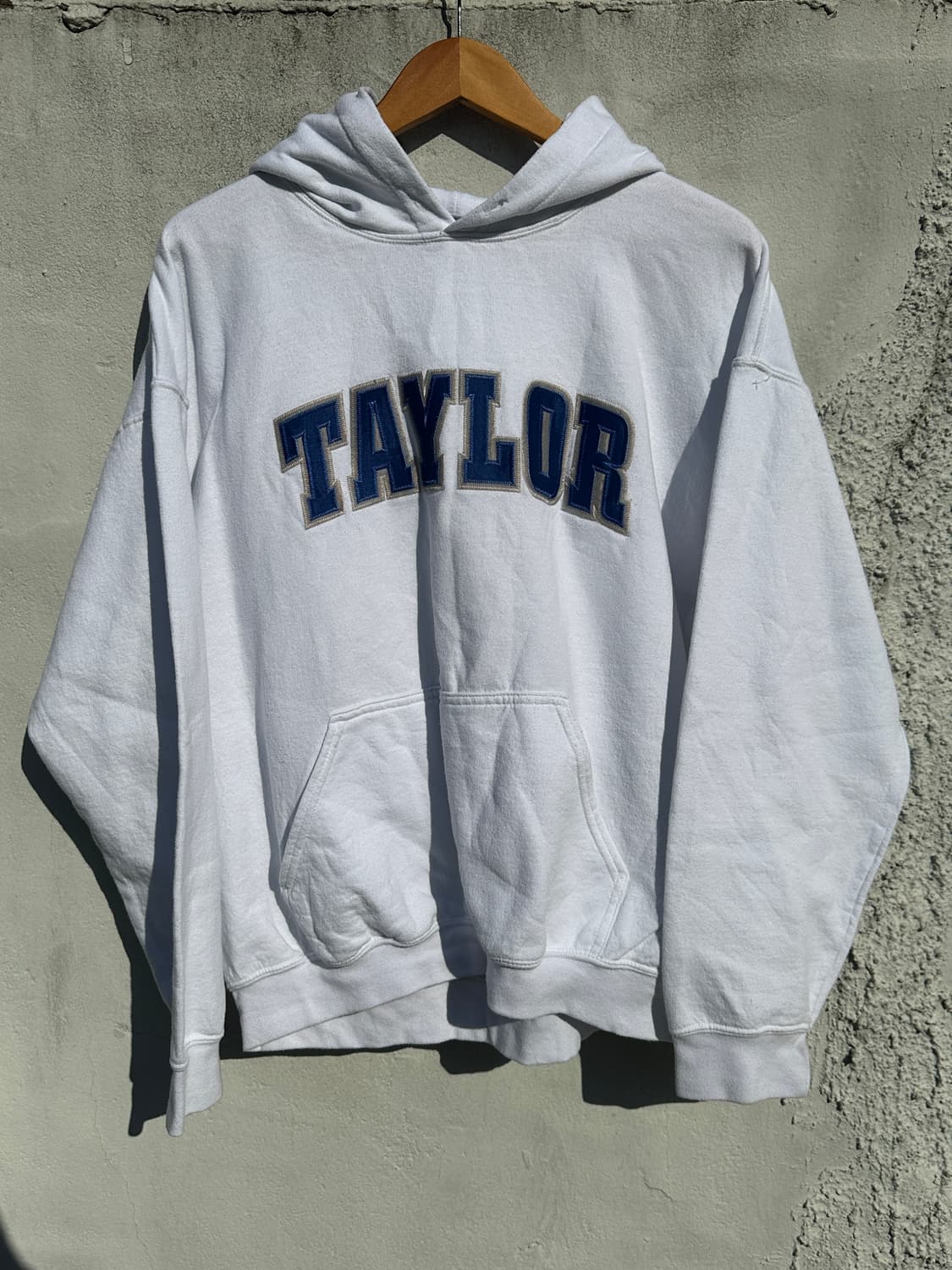 [XL] GILDAN 길단 TAYLOR 화이트 후드 티셔츠 상품이미지1