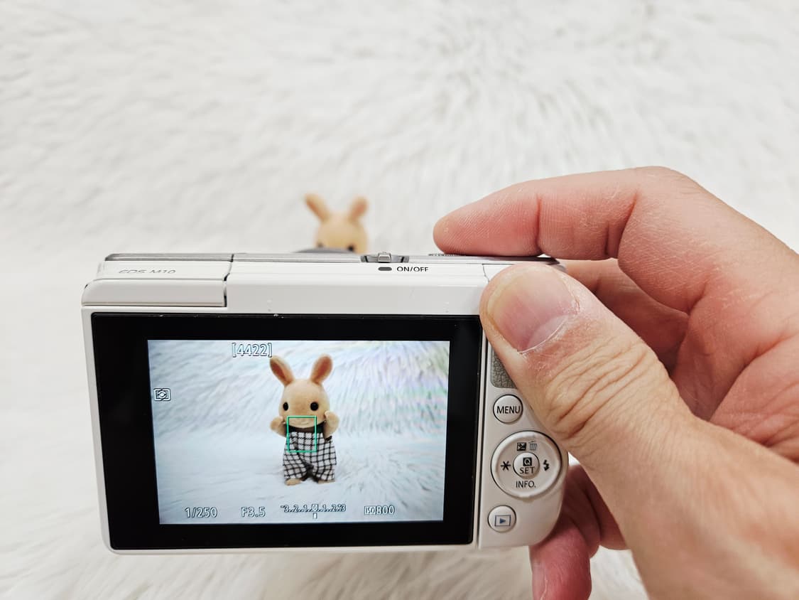 [민트급] 캐논 EOS M10 미러리스 디카, 디지털 카메라 판매 상품이미지5