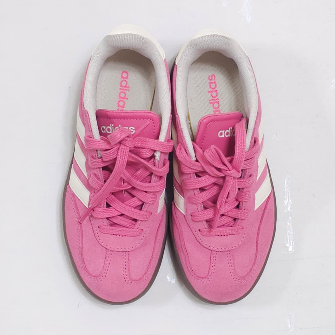 아디다스 바레다 핑크 퓨전 오프 화이트 상품이미지3