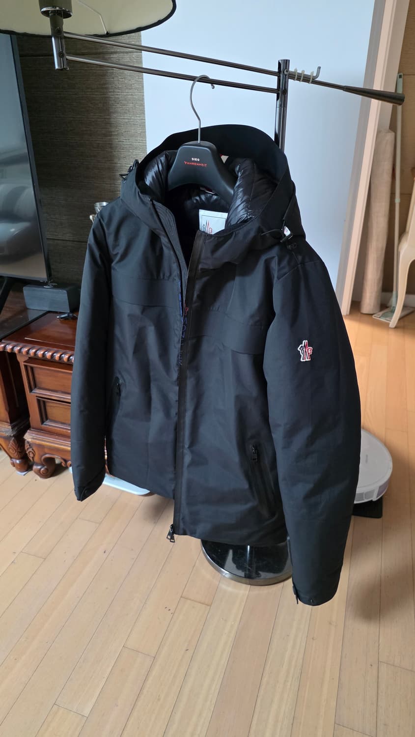 몽클레어 그래노블 패딩 2사이즈 100 상품이미지3