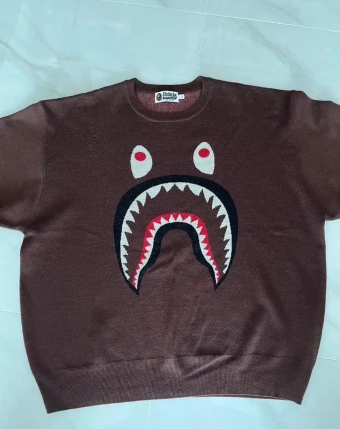 베이프 샤크 니트 상품이미지1