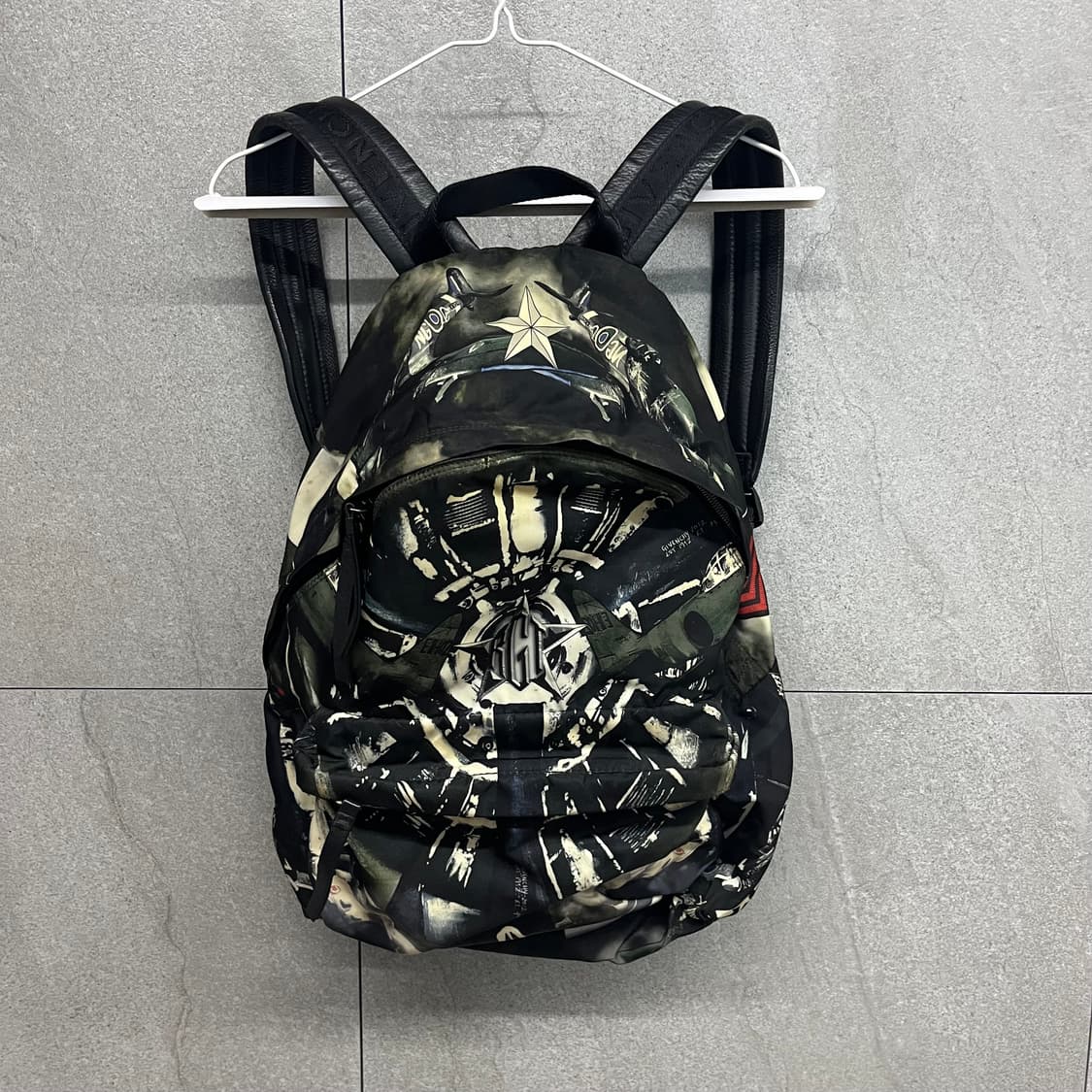 지방시 fighter plane 백팩 상품이미지2