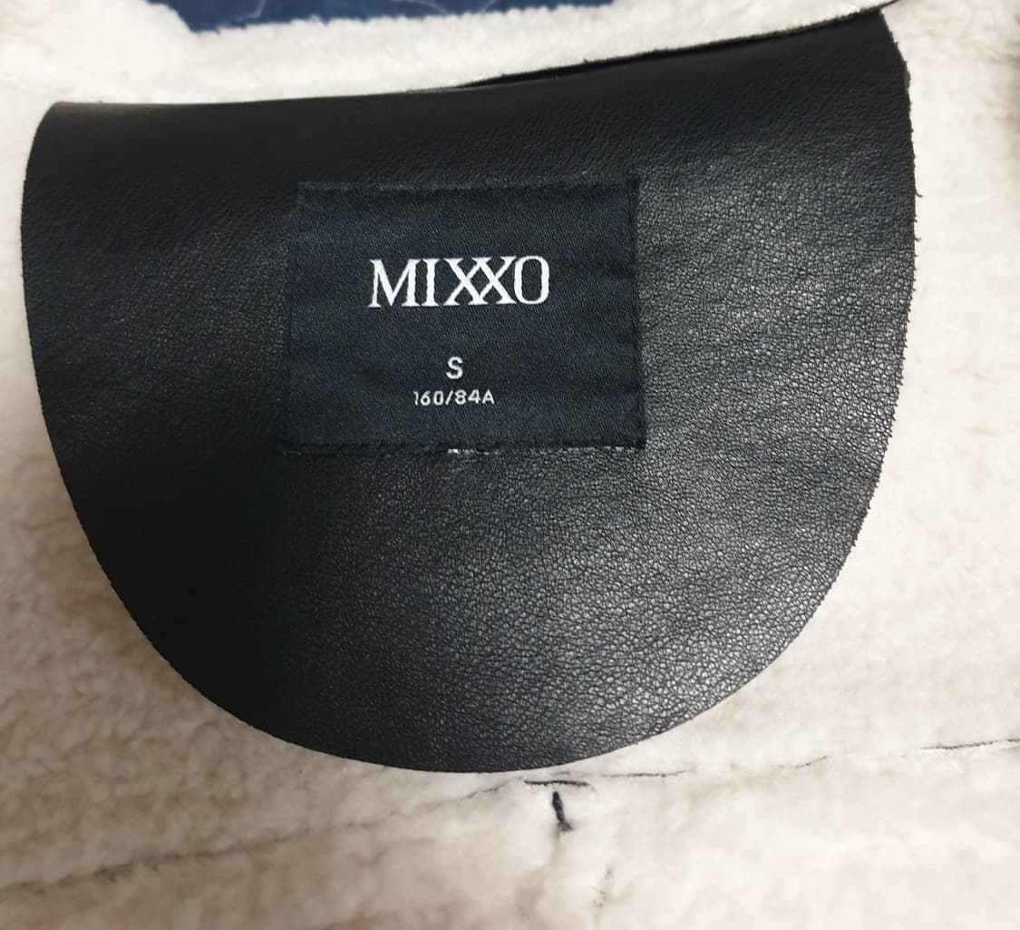 미쏘 레더가죽 크롭 무스탕 블랙 (S) 상품이미지4