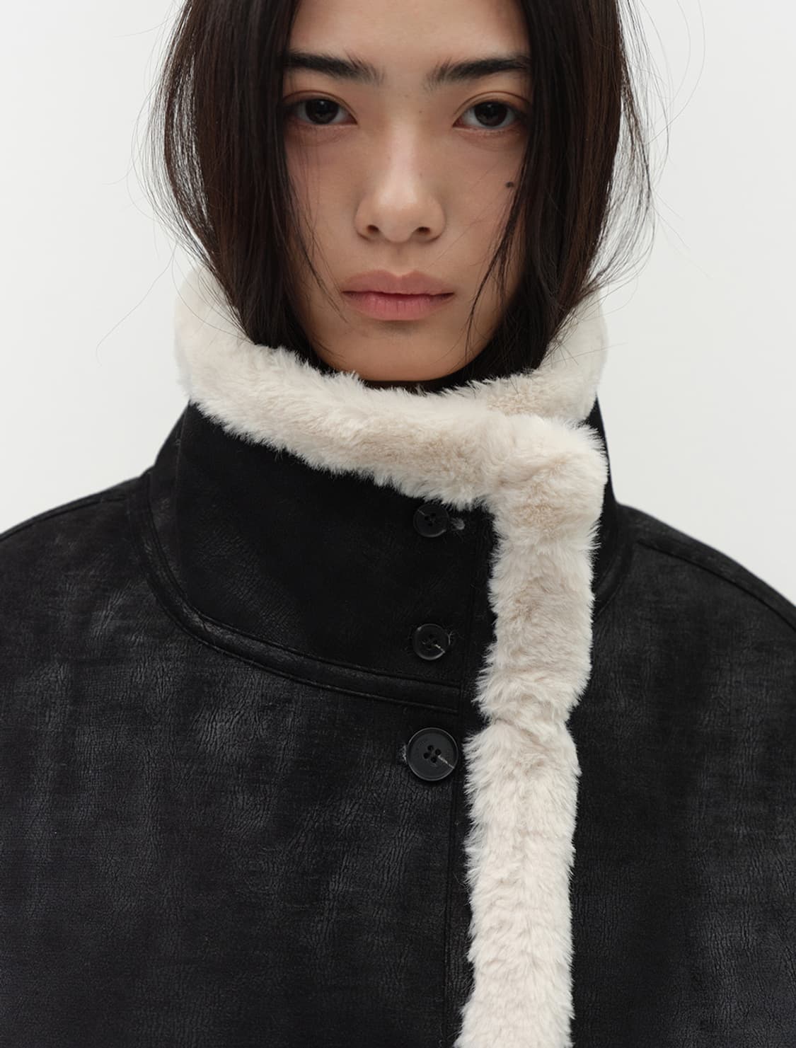 로우타이드 무스탕 블랙 상품이미지1